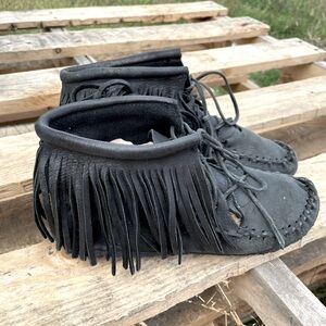 Canadian made Moccassins - size 7